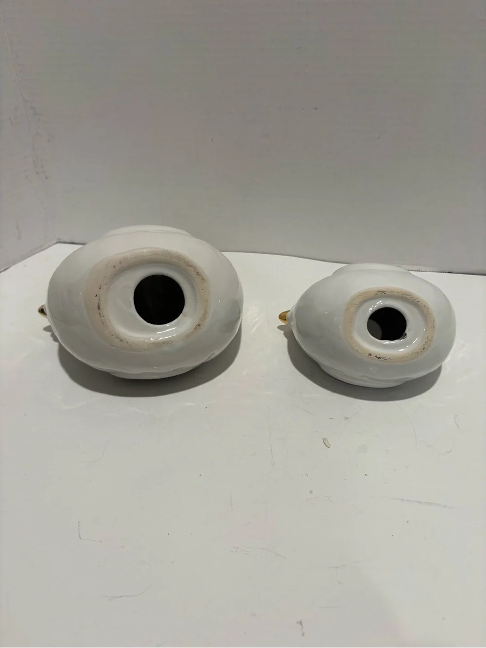 Ceramic Hens x2